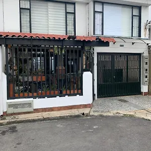 Bellísimo Cerca Del C.c Titán Plaza Apartamento Bogotá